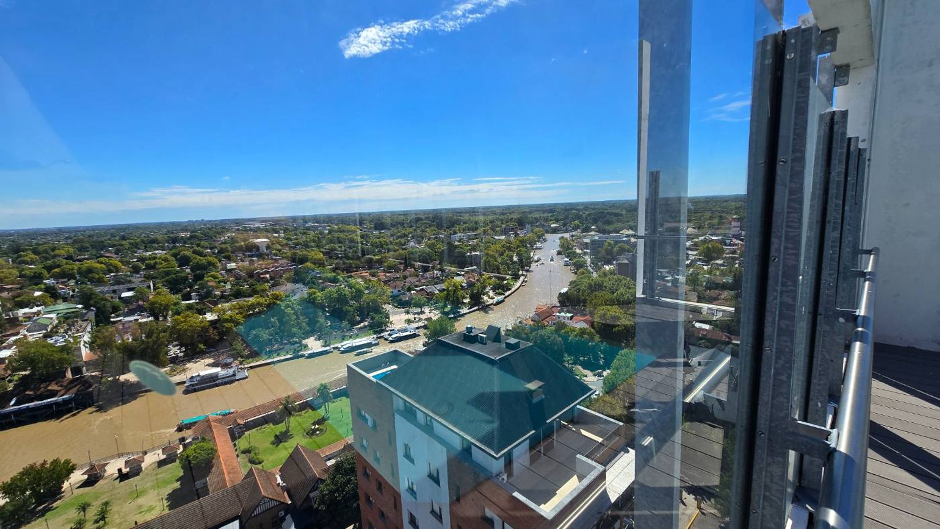Venta Exclusivo Departamento frente al rio Tigre