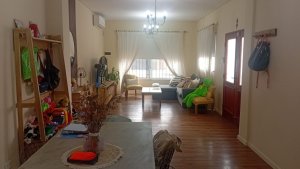 VENTA CASA MUNRO - PILETA/ GALERIA y PARQUE