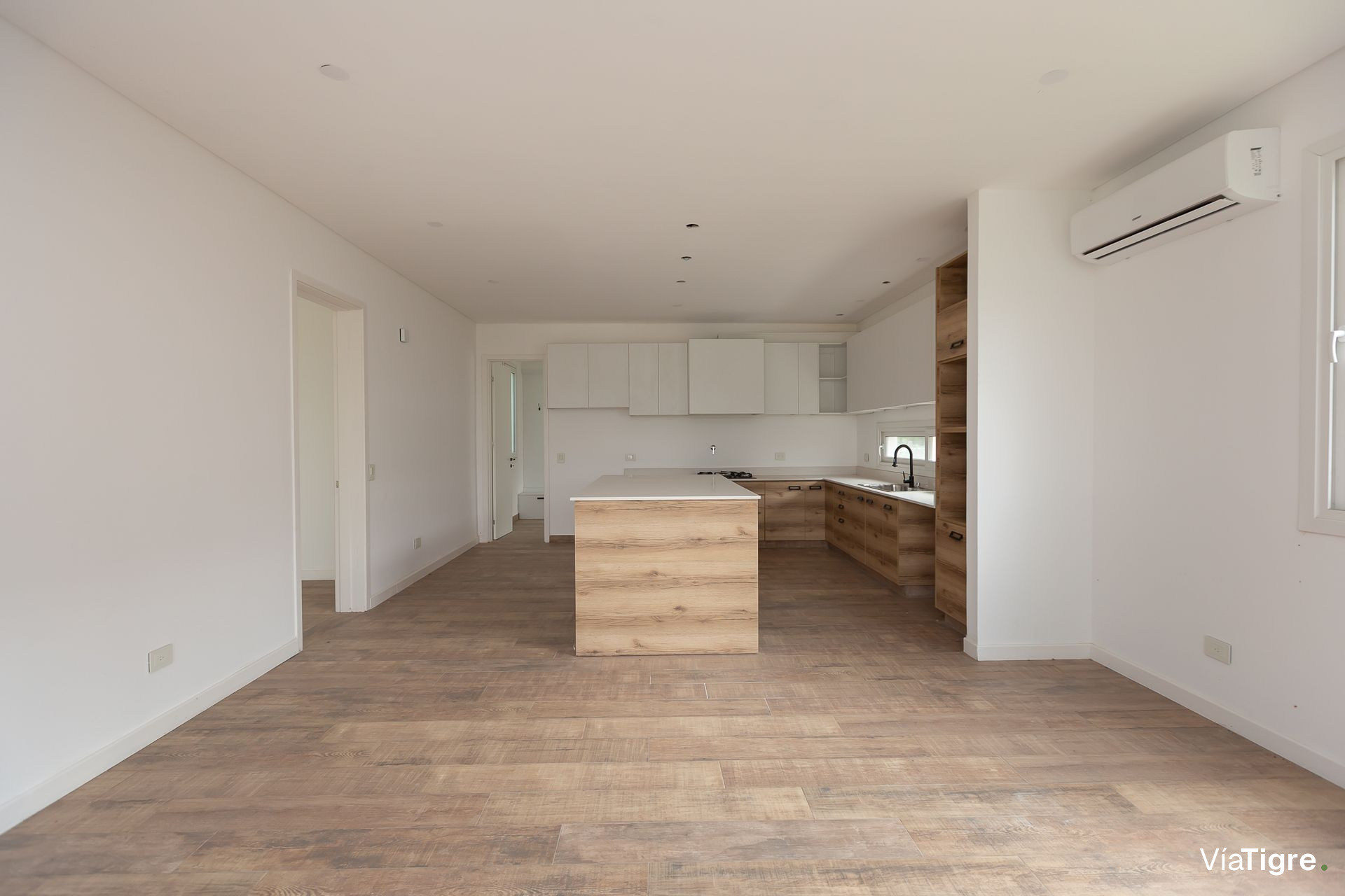 Casa en VENTA BARRIO VIRAZON. NORDELTA