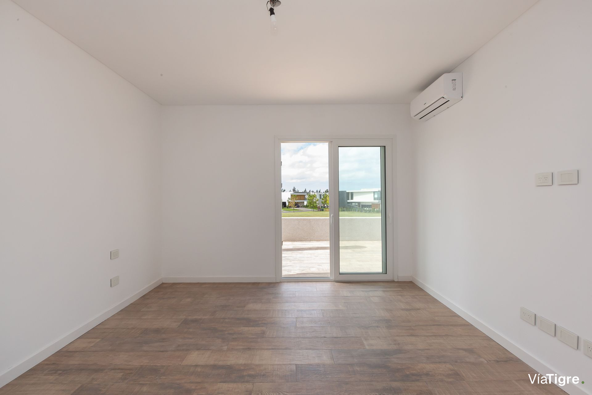 Casa en VENTA BARRIO VIRAZON. NORDELTA