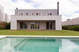 Casa en VENTA BARRIO VIRAZON. NORDELTA