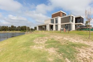 Venta Casa 5Amb Pileta Terraza Nordelta Permuta