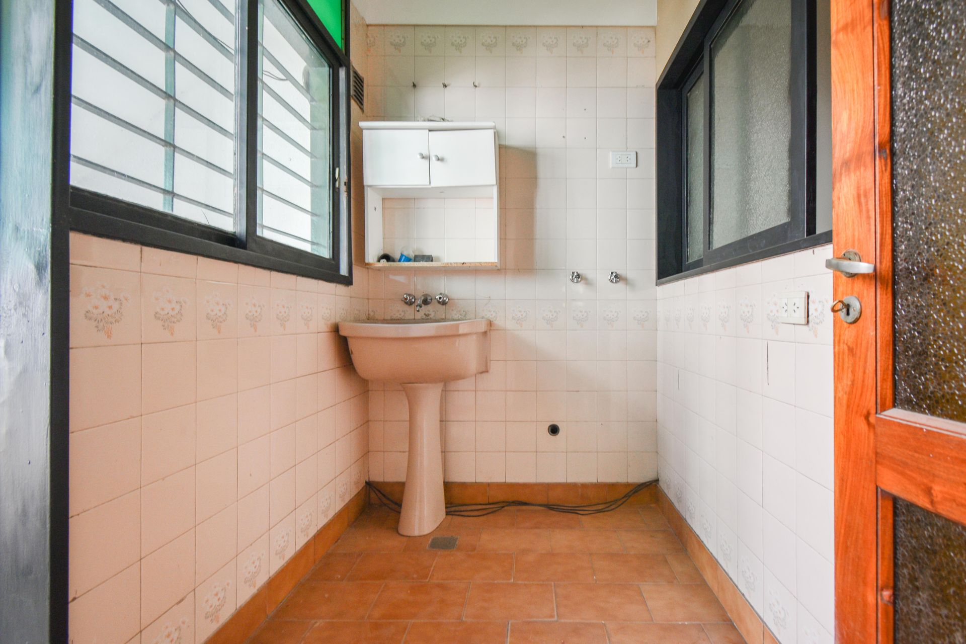 Venta Casa 4 Amb + dep + cochera en Florida Este