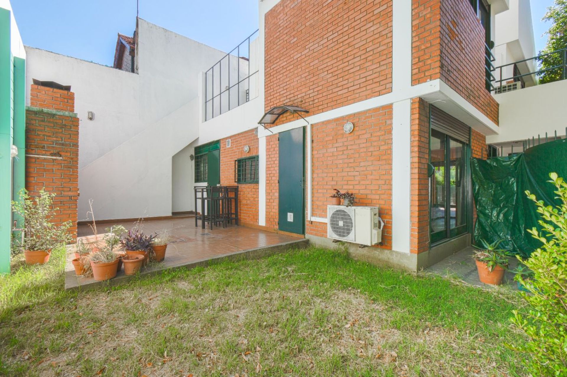 Venta Casa 4 Amb + dep + cochera en Florida Este