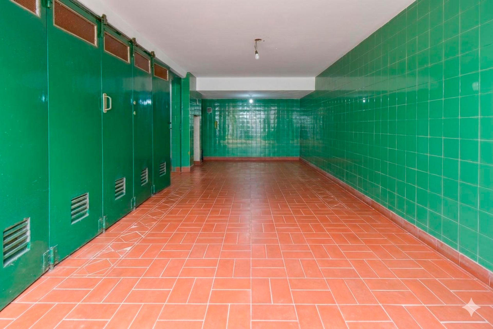 Venta Casa 4 Amb + dep + cochera en Florida Este