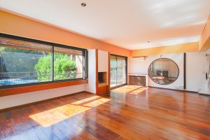 Venta Casa 4 Amb + dep + cochera en Florida Este