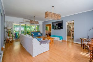 Sale House 3‑bedroom Suite Penthouse Barrio Tres Horquetas