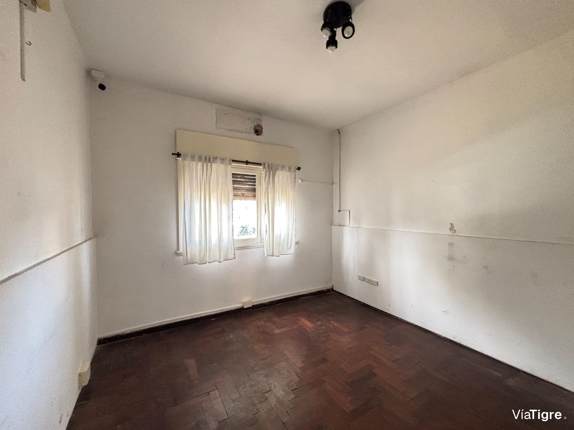 Alq Comercial Oficina San Isidro Jardin Cochera