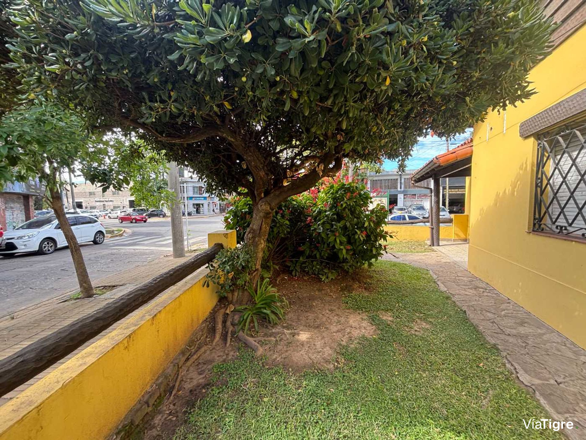Alq Comercial Oficina San Isidro Jardin Cochera