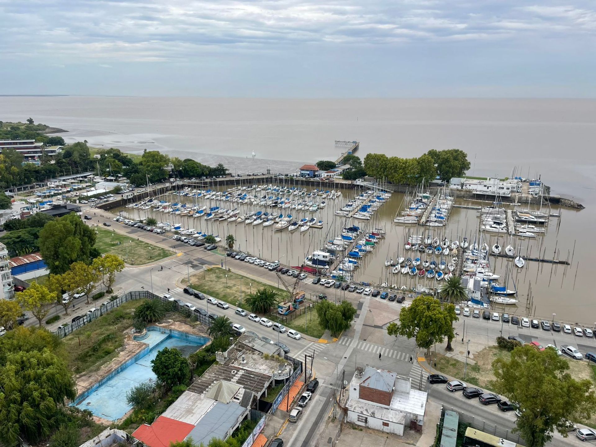 Depto. 4 Amb. En Olivos C/ Cochera - Vista Al Rio