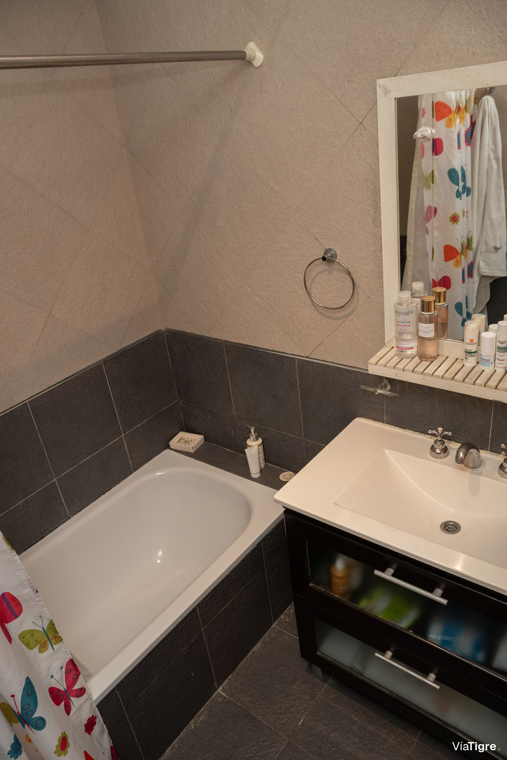 Venta Duplex 5 Ambientes - Carapachay