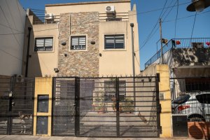 Venta Duplex 5 Ambientes - Carapachay