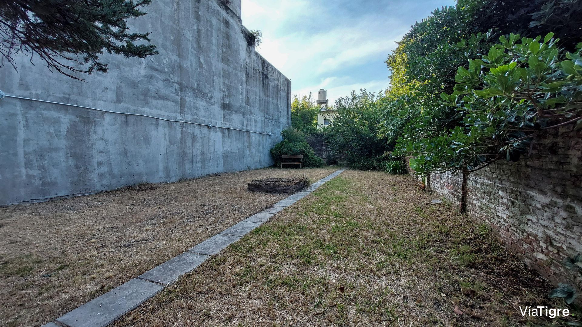 Alquiler Casa Gran Lote Con Jardin - Florida
