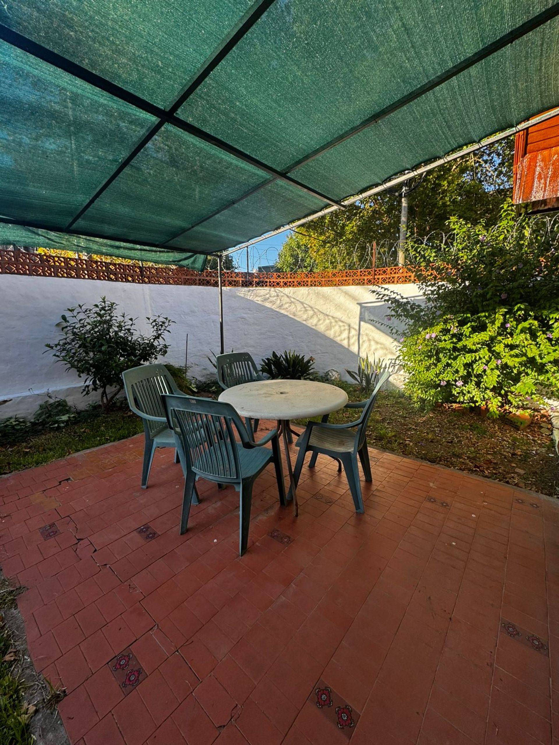 Alquiler casa en Martínez jardín cochera playroom
