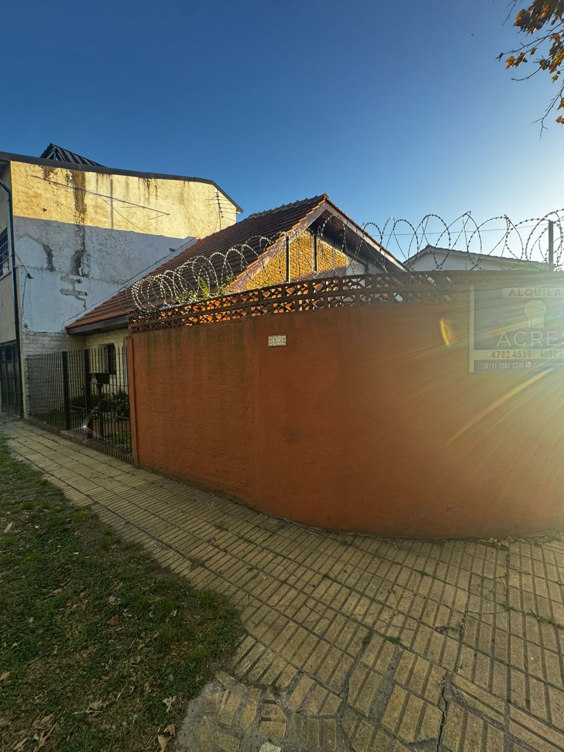 Alquiler casa en Martínez jardín cochera playroom