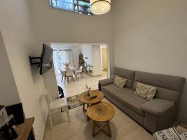 For Sale Penthouse Apartment 1‑bedroom in Munro Credit