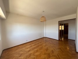 Opportunity in San Fernando – 2‑bedroom bright
