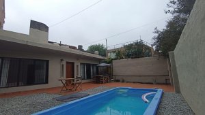 House 1‑bedroom For Sale Olivos with Garden Pool Garage