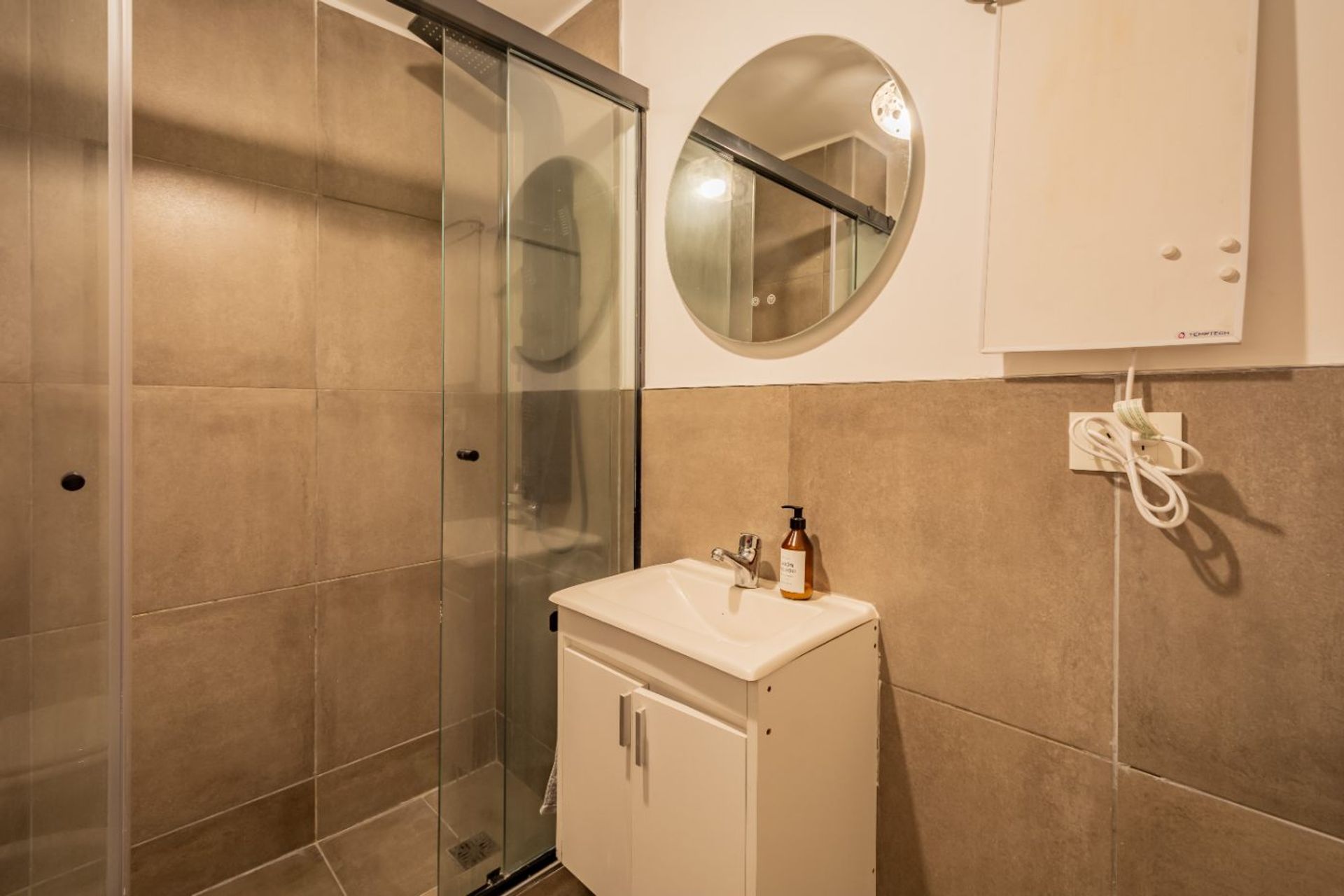 2 Ambientes con Cochera | Piso 5 | Florida