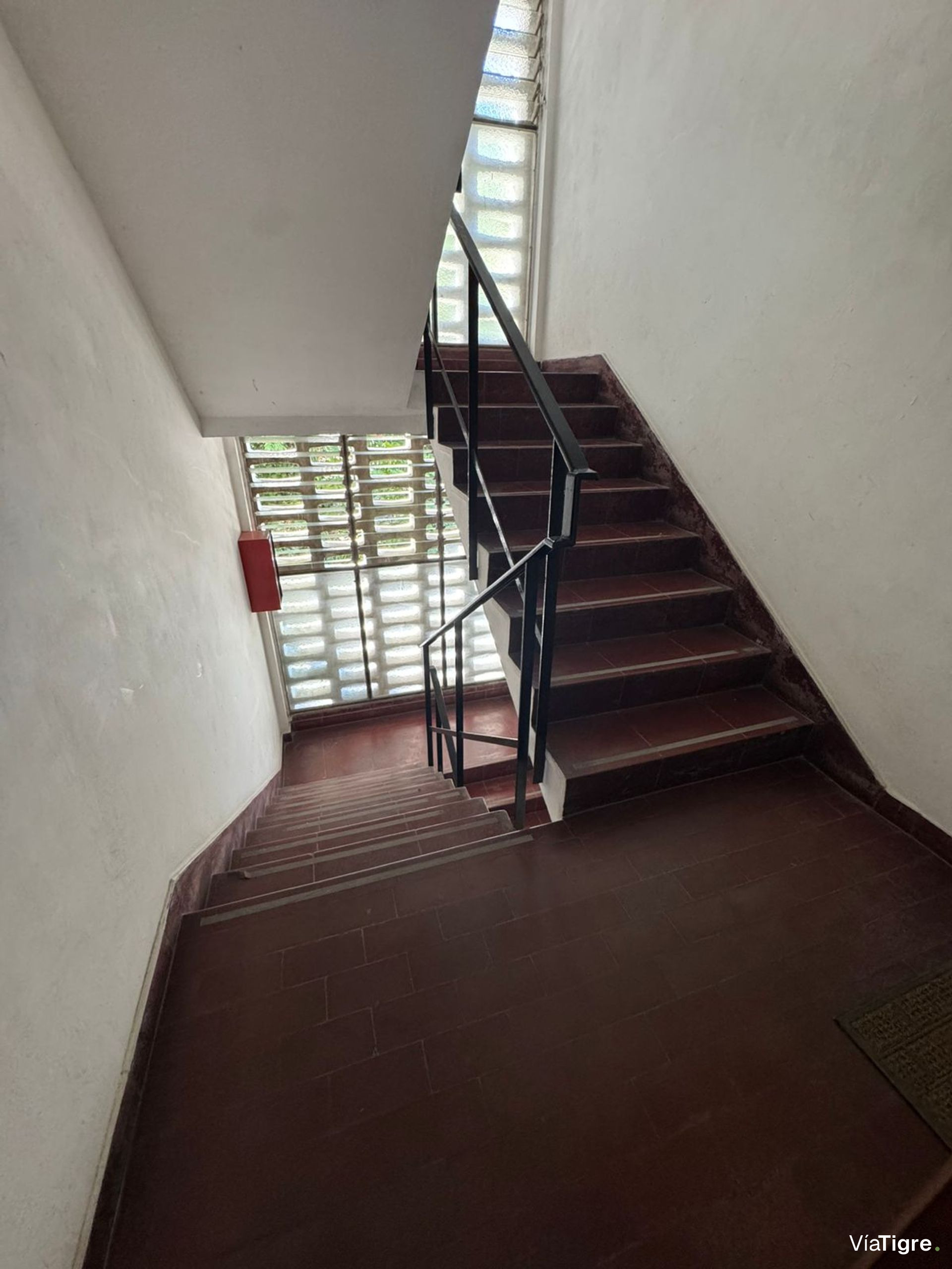 Venta De Dpto 3 Amb. Con Balcon Al Frente En Tigre