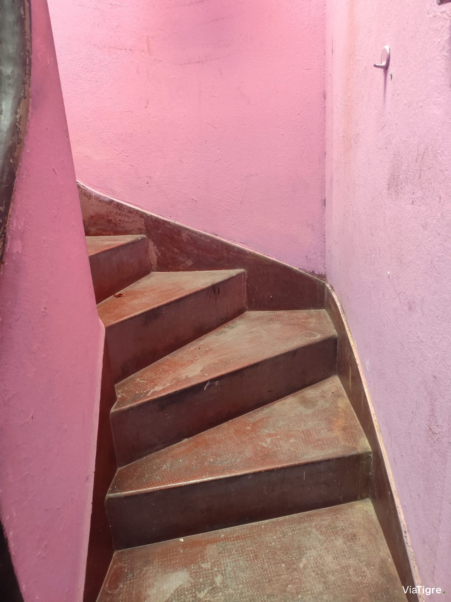 Venta Casa 5 Amb.munro, 4 Dormitorios, Coch,Patio