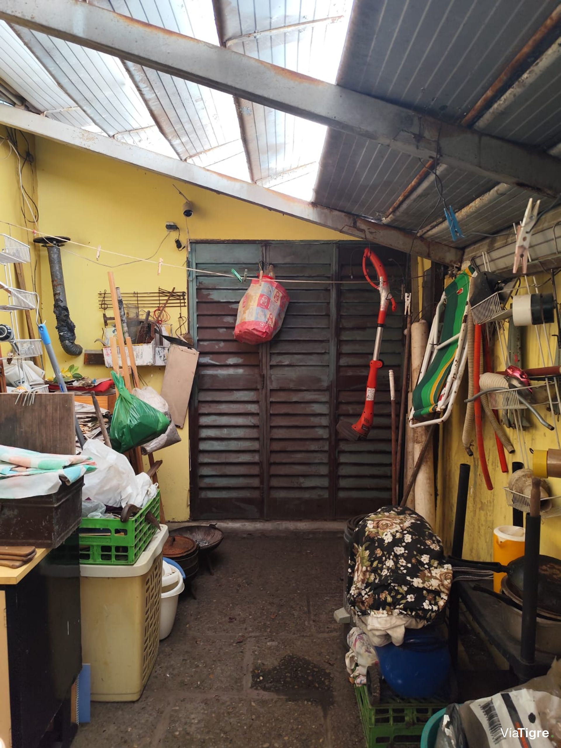 Venta Casa 5 Amb.munro, 4 Dormitorios, Coch,Patio