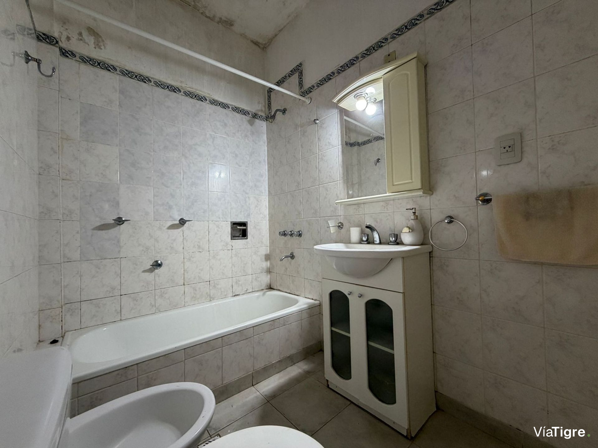 Venta Casa 3 Amb Cochera, A.credito-Villa Adelina