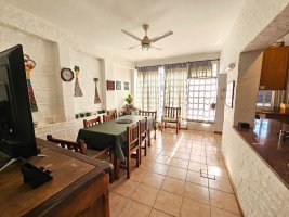 For Sale House Lomas De Beccar 4-bedroom Parque Pileta