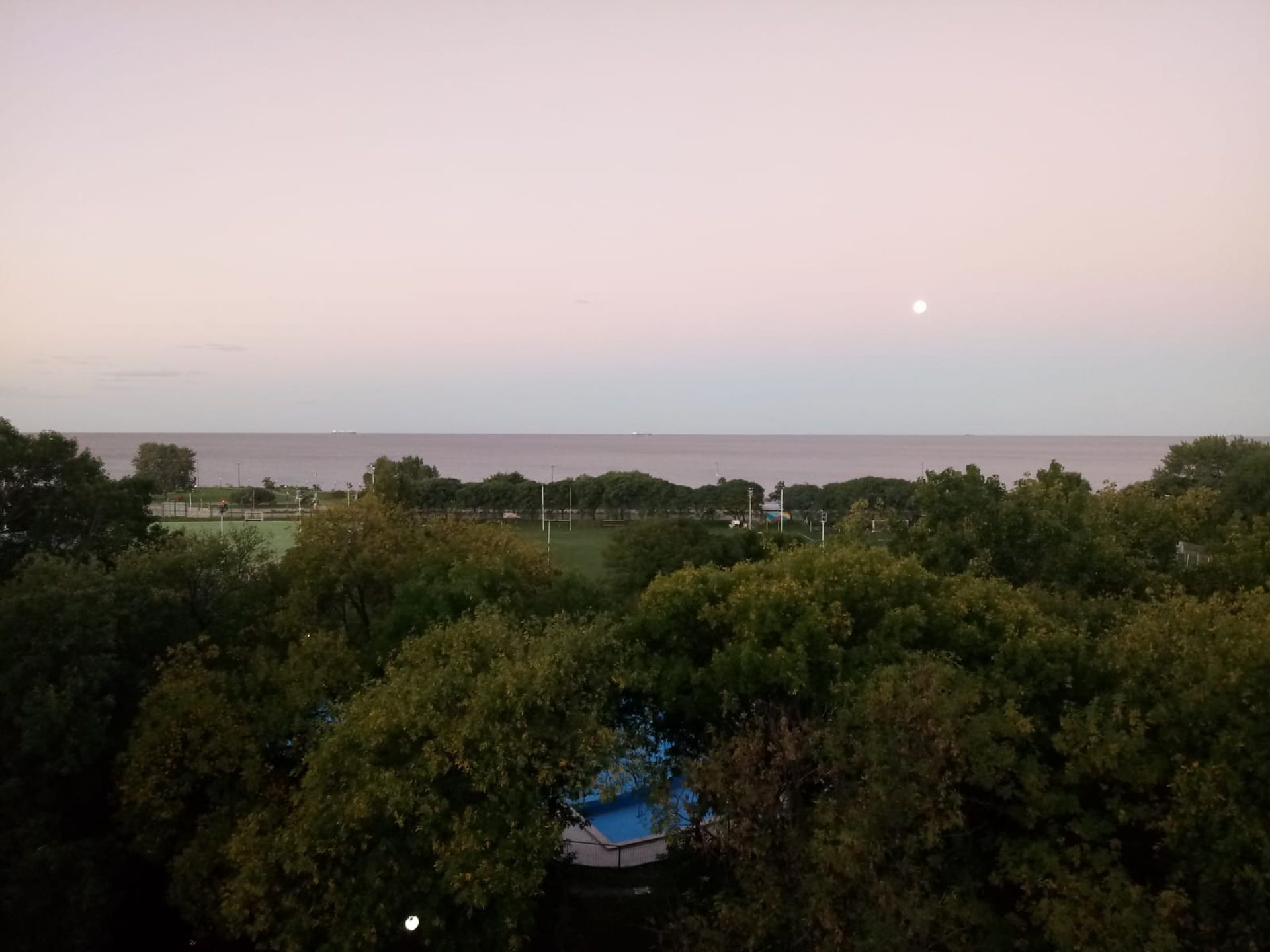 Sale 2-bedroom Excellent View to the River Apartment Credit