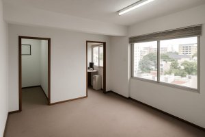 San Isidro - Apto Consultorio Showroom Oficina