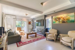 Casa en Venta 5 amb.c/Pileta-San Andres-Villanueva