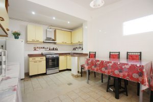 Sale House Own Lot in Munro, Apartment Credit