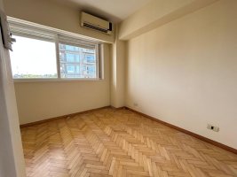 Sale 2-bedroom Vicente López balcony and storage closet