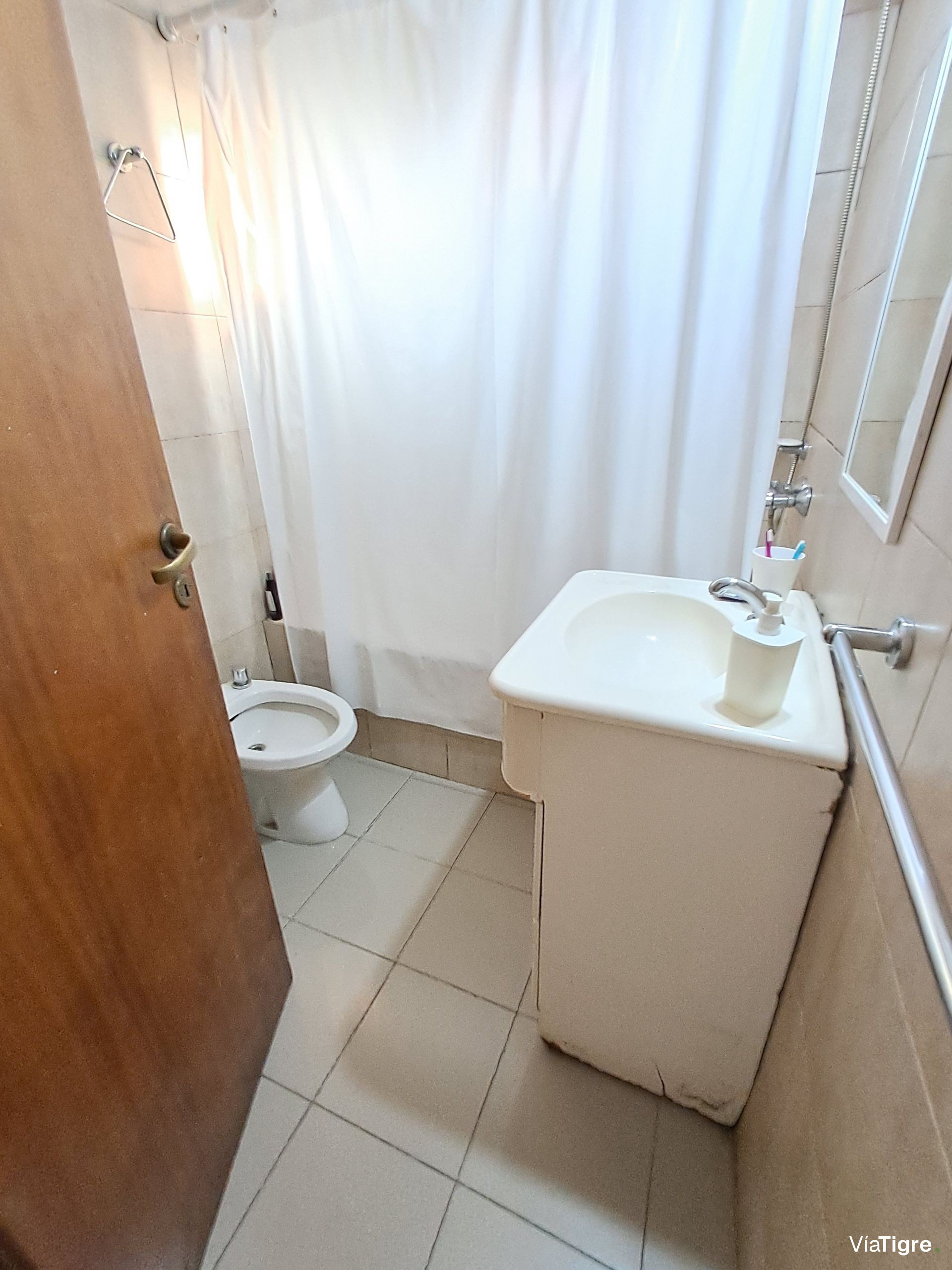 Departamento 2 Ambientes Alquiler en Florida Este