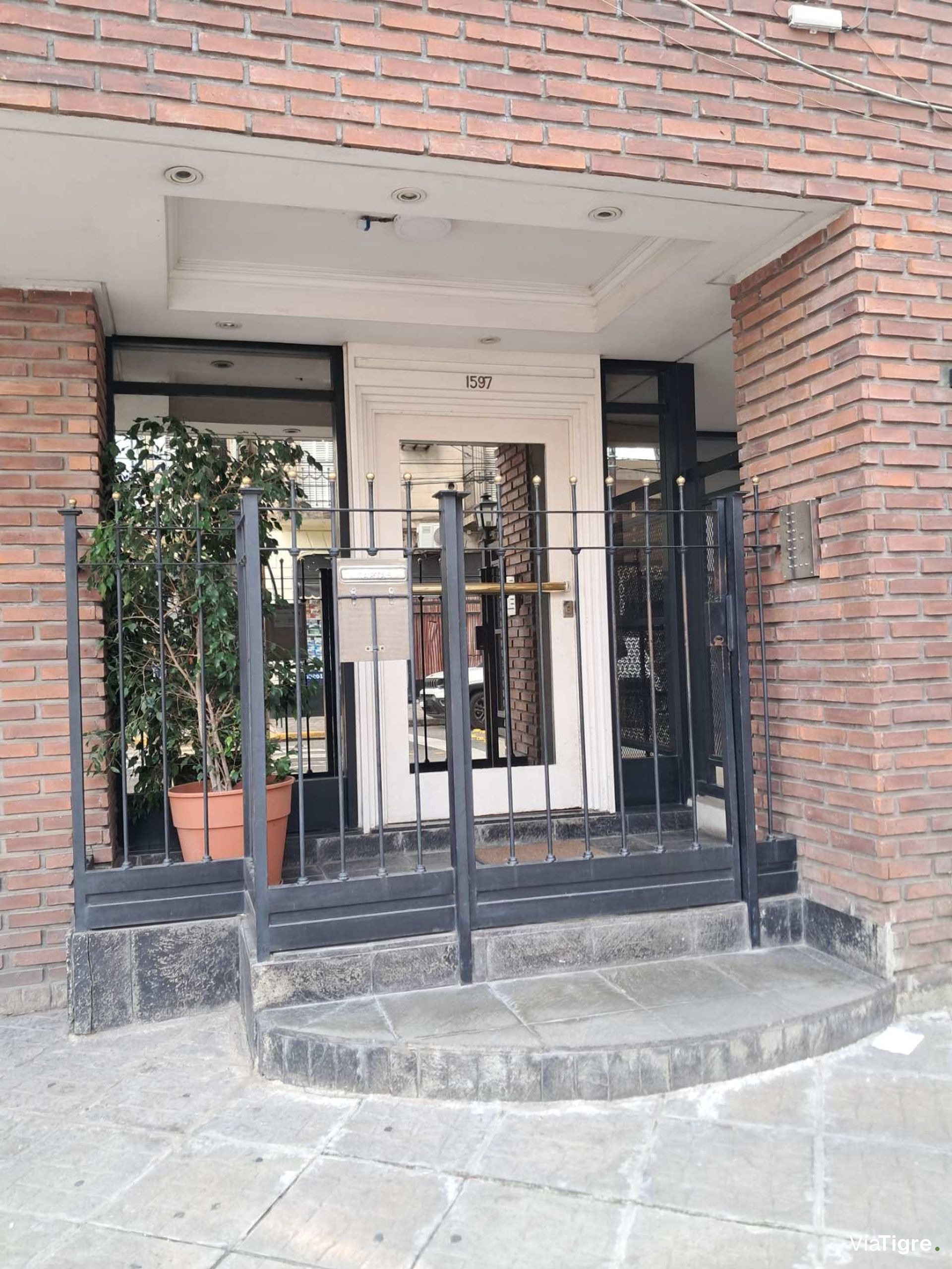 Departamento 2 Ambientes Alquiler en Florida Este