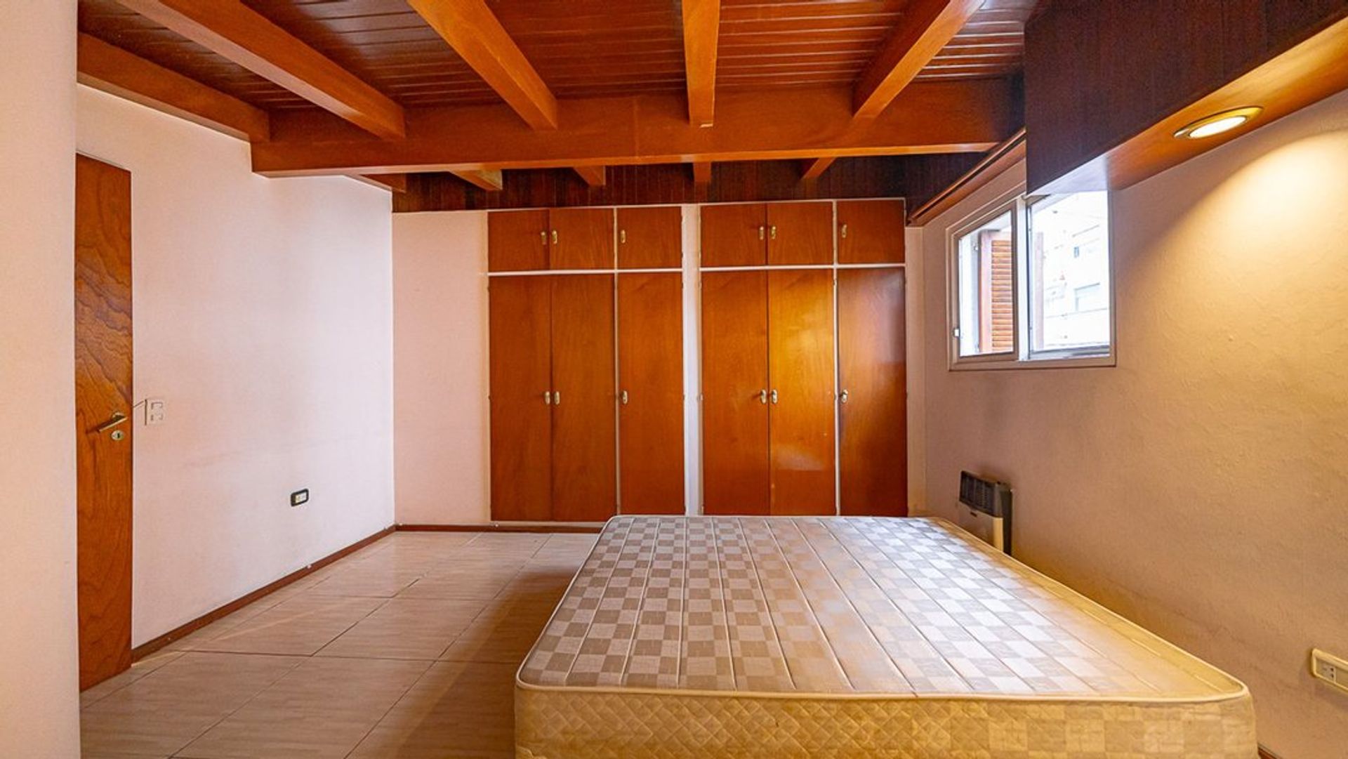 Venta Casa En Olivos Cuatro Ambientes