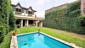 For Sale House 3‑bedroom La Horqueta Garden and Pool