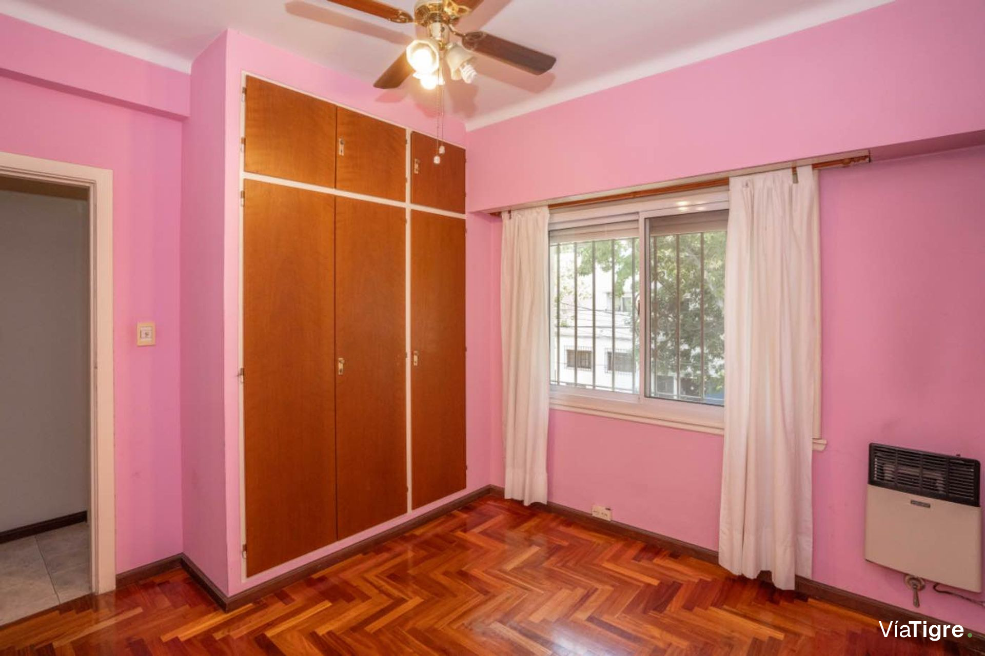 Casa 5 amb patio/parrilla en venta en Florida Este