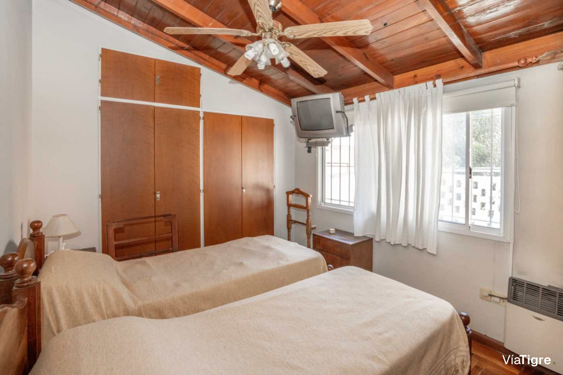 Casa 5 amb patio/parrilla en venta en Florida Este