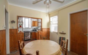 House 4‑bedroom patio/barbecue for sale in Florida Este