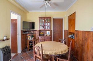 House 4‑bedroom patio/barbecue for sale in Florida Este