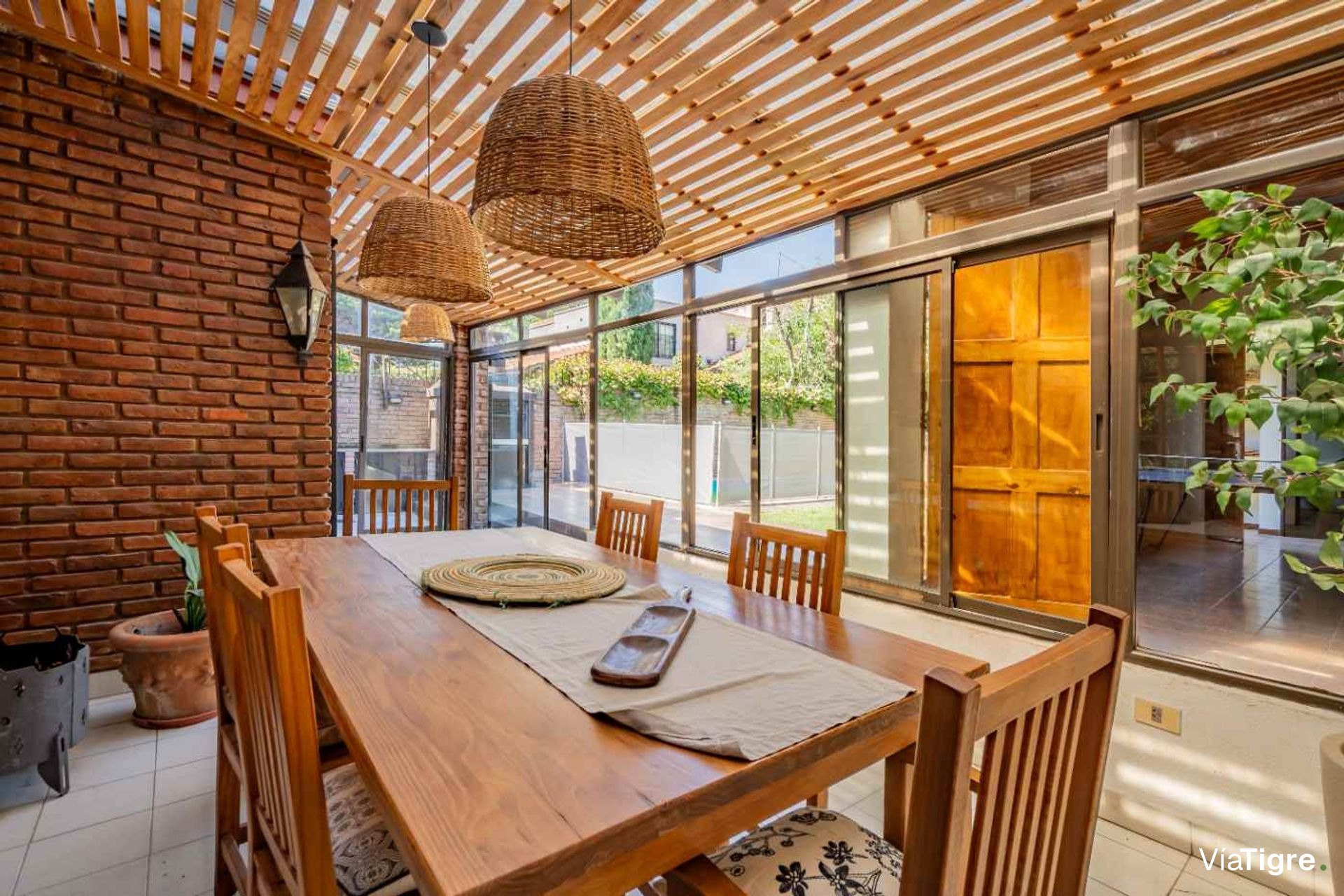 Casa 6 ambientes Garage Pileta Quincho Beccar