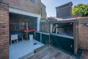 House 5‑bedroom Garage Pool BBQ Beccar