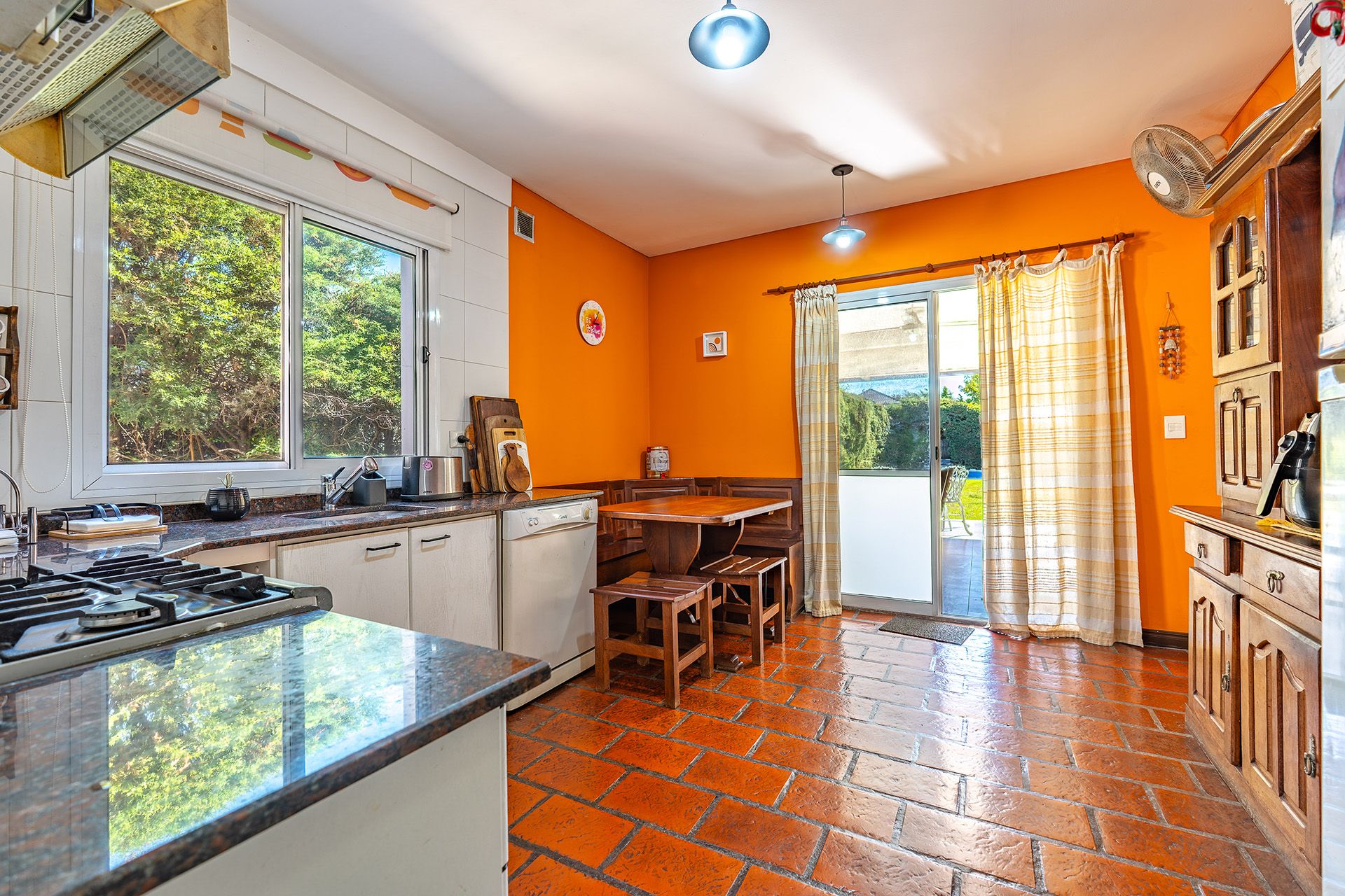 Venta Casa 2 dorm. Apto Credito. Rincon Milberg