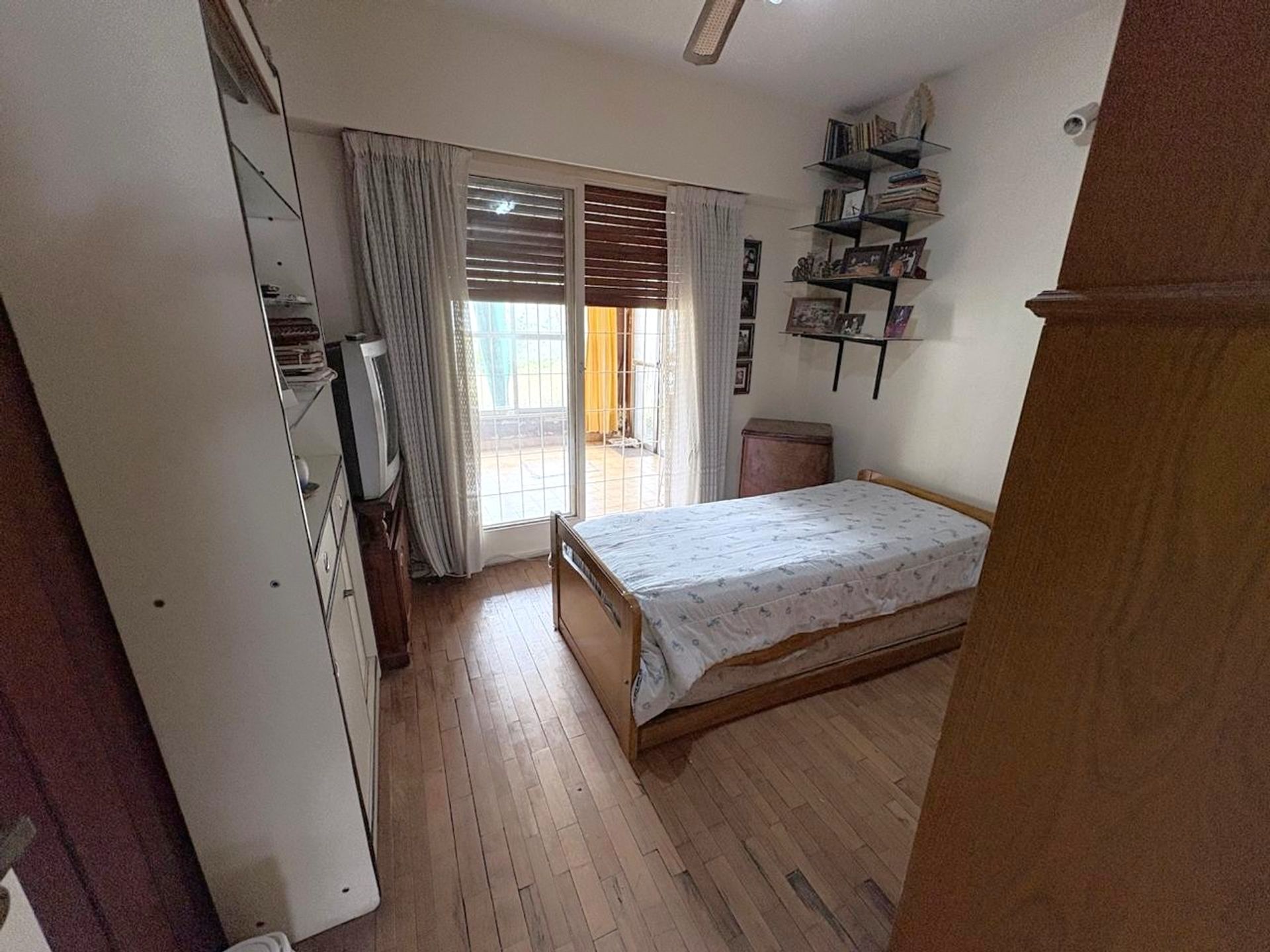 Casa 4 Ambientes Venta Olivos A Modernizar