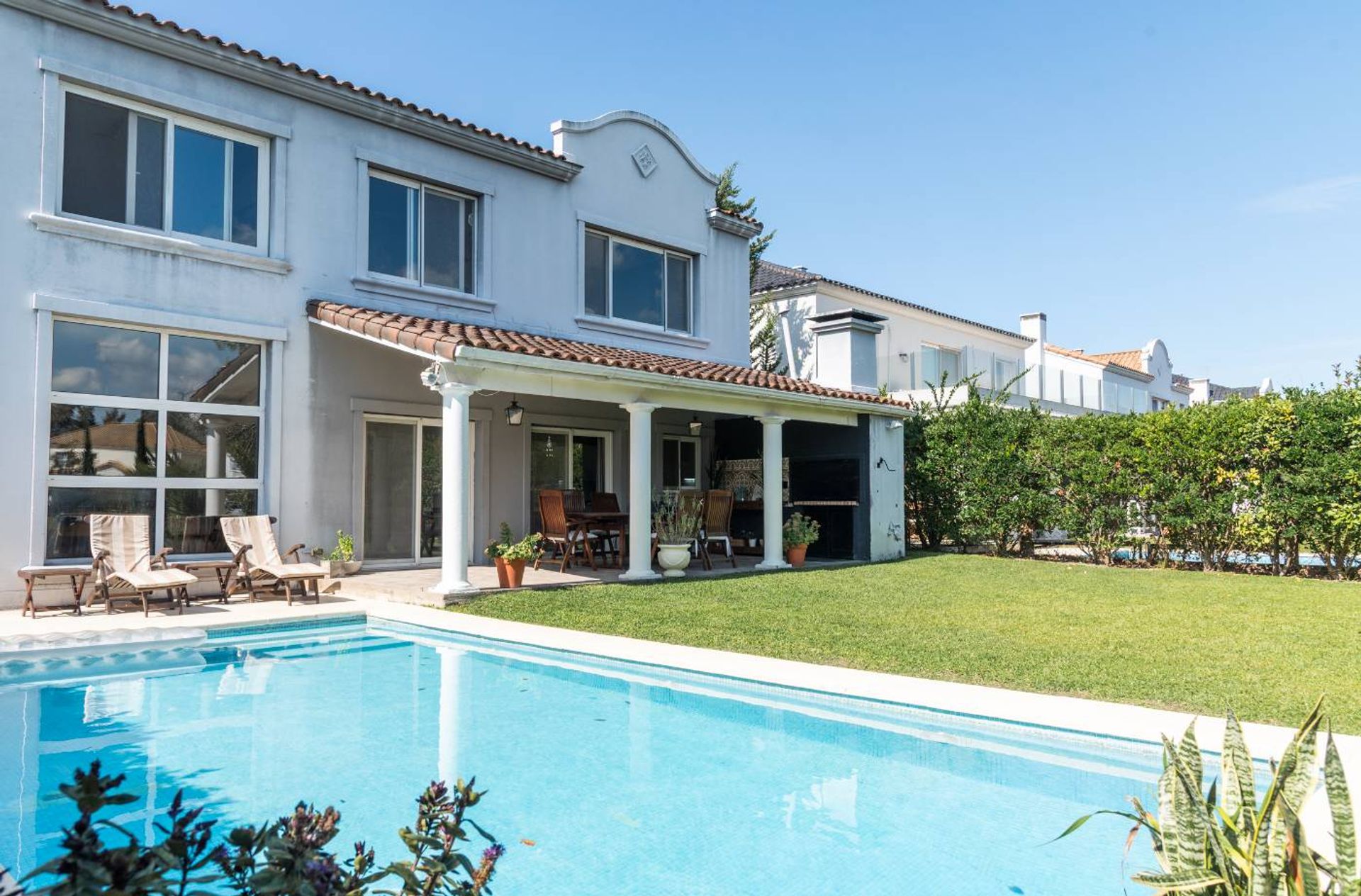 Casa En Venta Al Lago En Nordelta