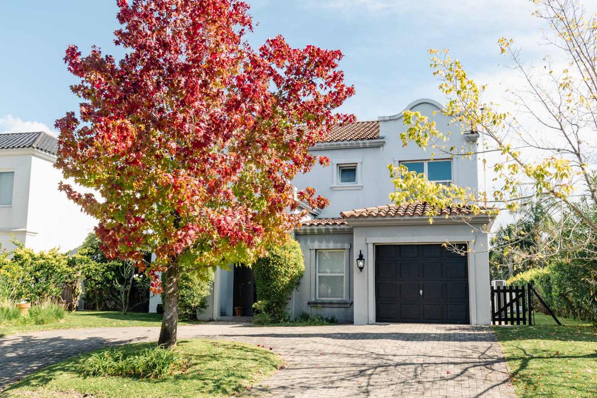 Casa En Venta Al Lago En Nordelta
