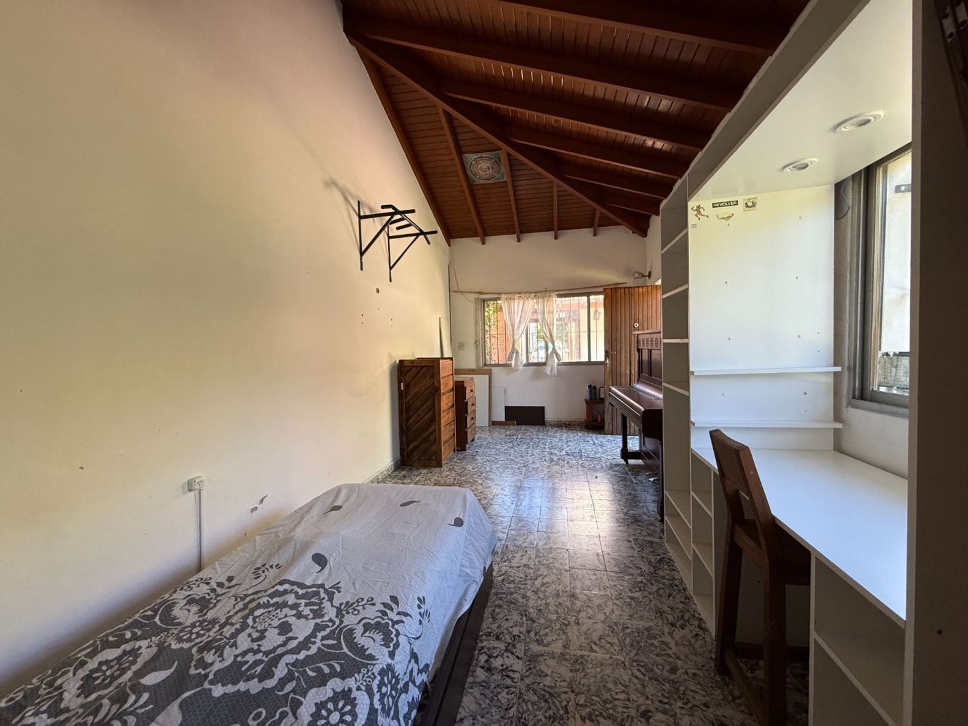 Venta Casa Lomas de San Isidro. Acepta permuta