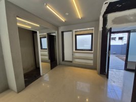 Premium commercial space for rent in Martinez