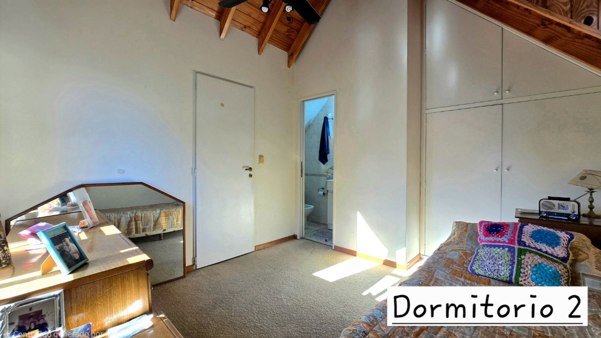 VENTA Triplex 2 Dorm. Olivos-cocher-patio-Luminoso